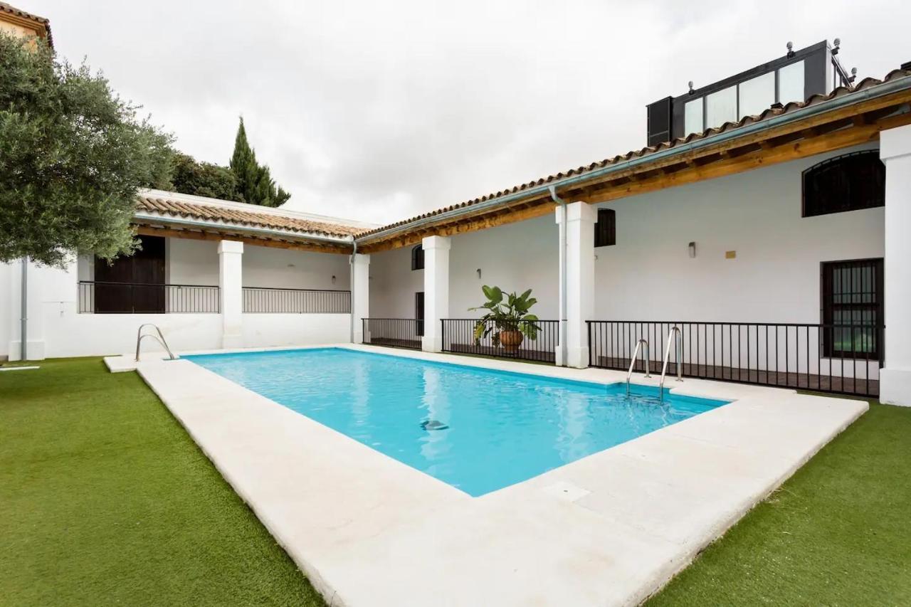 헤레스 Artqhost Jerez Huge Loft & Free Parking 아파트 외부 사진