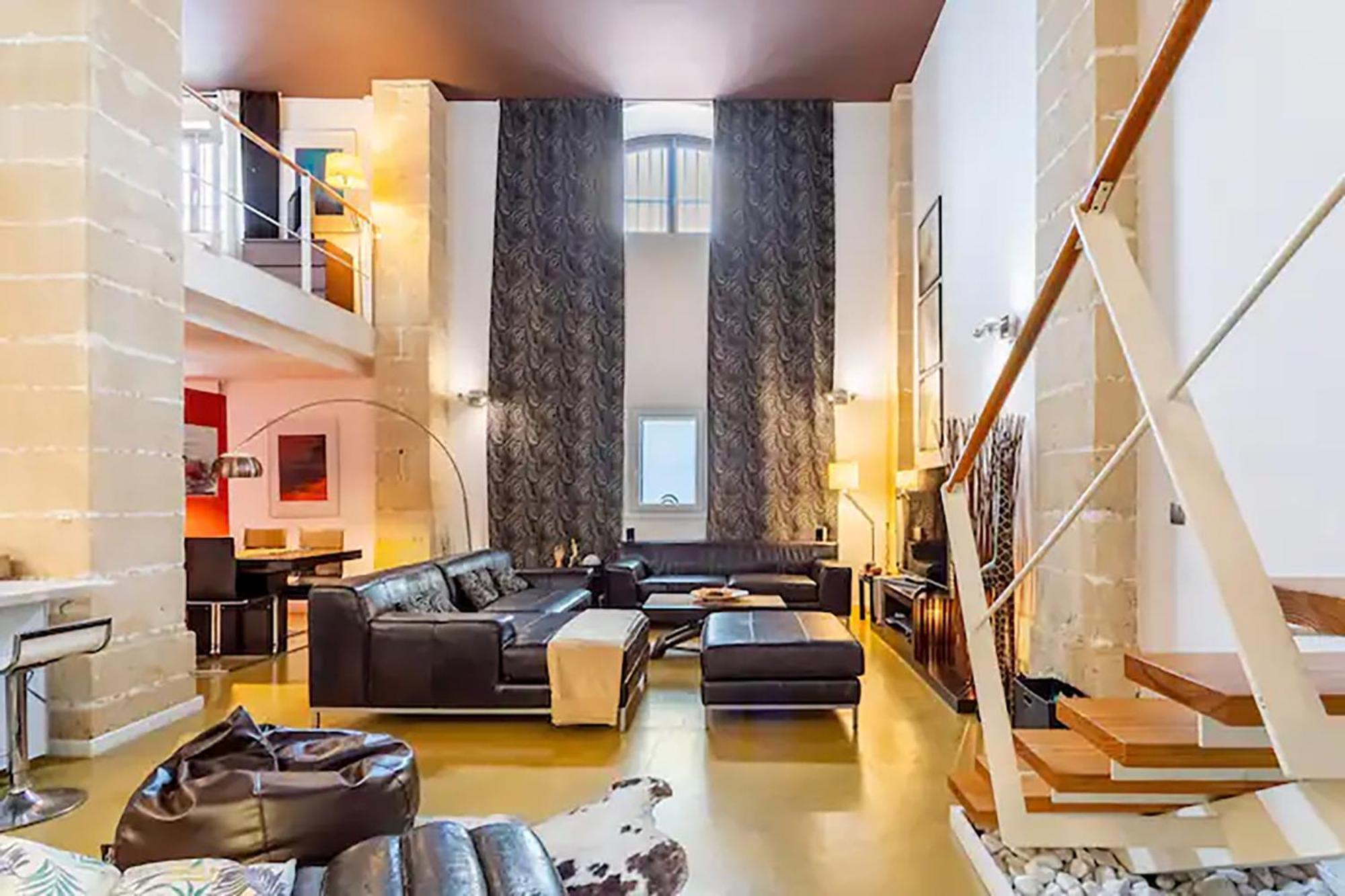 헤레스 Artqhost Jerez Huge Loft & Free Parking 아파트 외부 사진